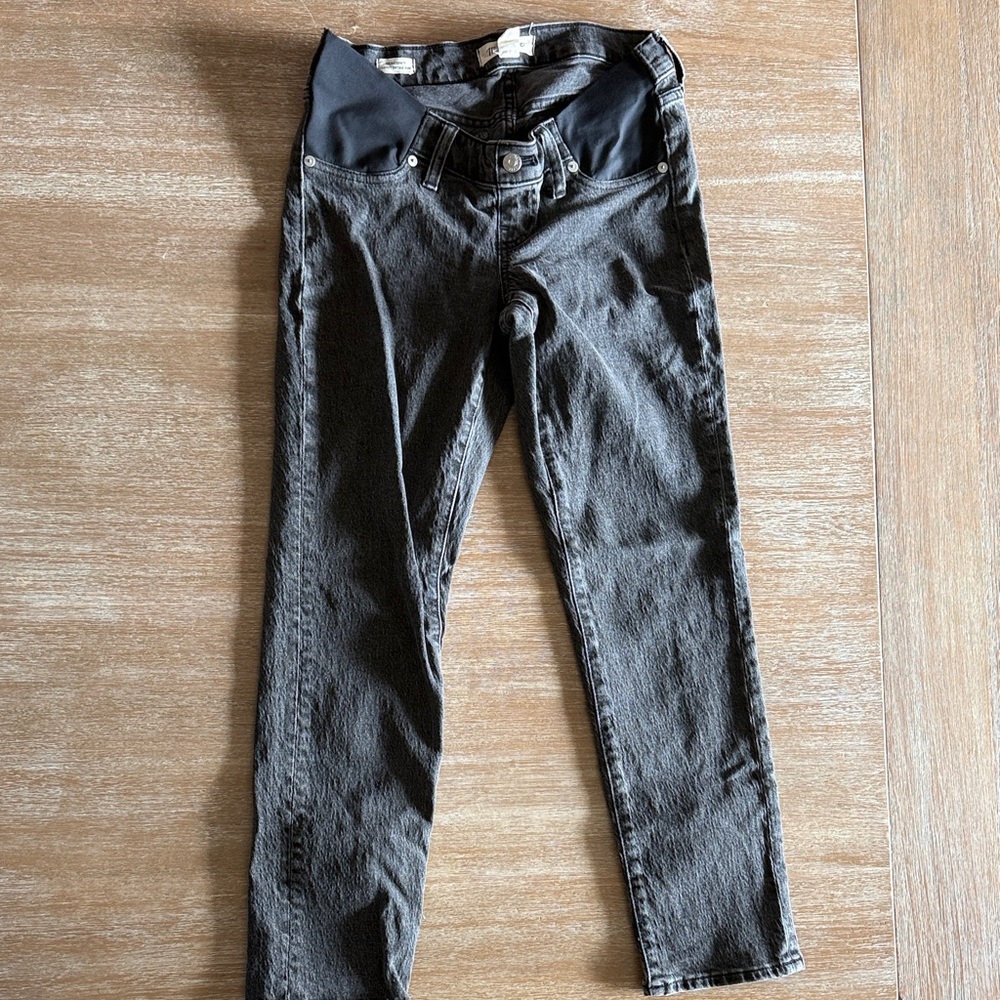 Maternity Black Skinny Jeans with Stretch Panel